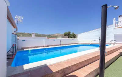 Piscina en o cerca de Casa Pepita