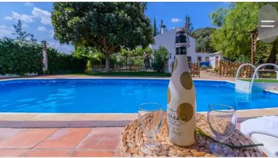 Piscina en o cerca de Casa Rural la Joya