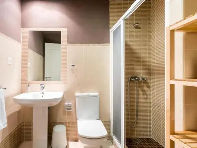 Un baño de Holi-Rent Santa Marina