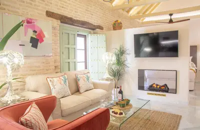 Una televisión o centro de entretenimiento en Judería de Sevilla V - Luxury Apartments