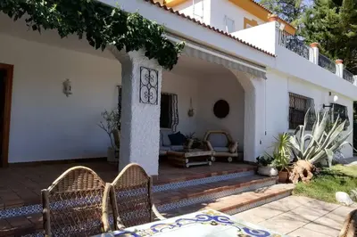 Edificio en el que se encuentra la casa o chalet