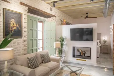 Una televisión o centro de entretenimiento en Judería de Sevilla III - Luxury Apartments