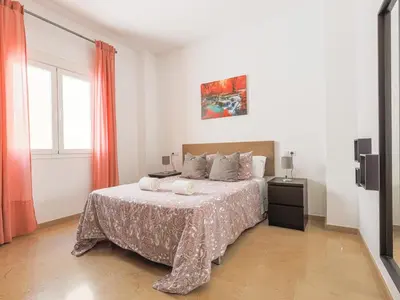 Cama o camas de una habitación en Alcalá del rio! 1 b