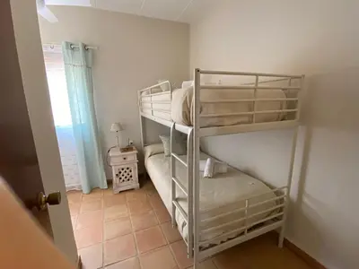 Cama o camas de una habitación en Las Chorreras del Orejón 1