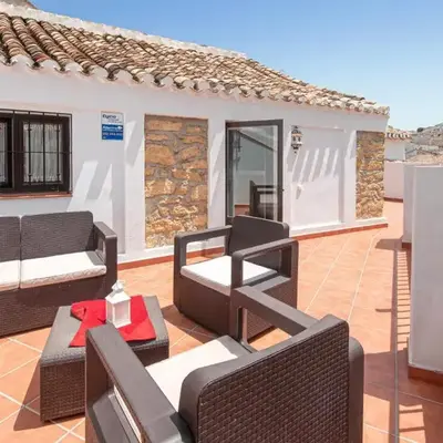 Awesome Apartment In Monterio With Wifi
