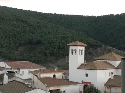 Vista general de una montaña o vista desde la casa o chalet