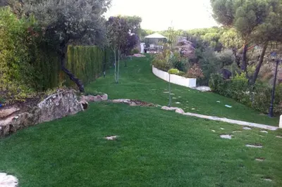 Jardín al aire libre en EL ENREO JARAS -Urbanización Las Jaras Córdoba