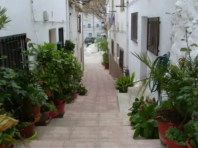 Jardín al aire libre en Casas Rurales Cortijos el Encinar