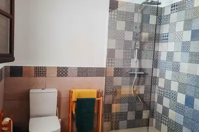 Un baño de Gusta la Vista