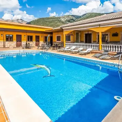 Stunning Home In Priego De Cordoba