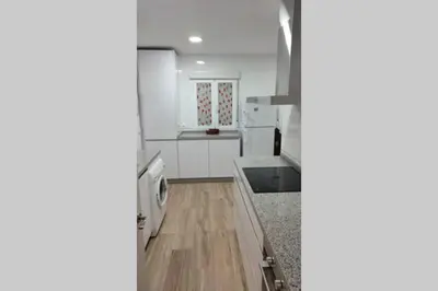 Plano de MUY CÉNTRICO, A 8 MIN DEL AVE ANDANDO, REFORMADO.