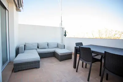 Zona de estar de Duplex Penthouse with Terrace by TheGoodTourist