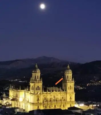 Un lugar de interés cerca de esta villa