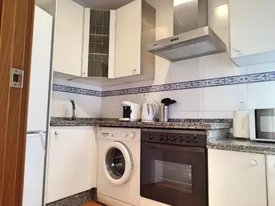 Una cocina o zona de cocina en Eduardo Lucena 5, Casco Histórico