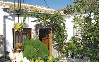 Jardín al aire libre en Lovely Home In Iznájar