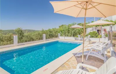 Piscina en o cerca de Lovely Home In Iznájar