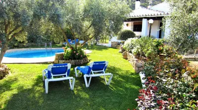 Piscina en o cerca de El Chorro Villas Casa Rosaleda