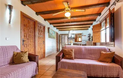 Plano de 2 Bedroom Nice Home In Antequera