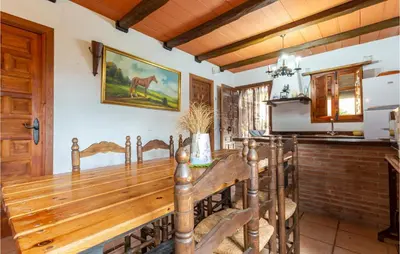 Plano de 2 Bedroom Nice Home In Antequera