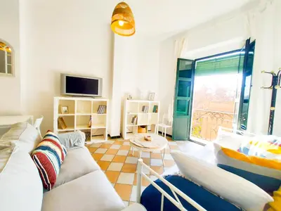 Una televisión o centro de entretenimiento en Apartamento ALAMEDA CALATRAVA