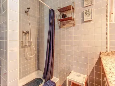Un baño de Charming Villa with Private Pool