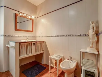 Un baño de Charming Villa with Private Pool