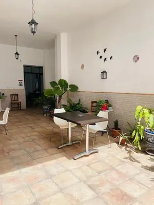 Un patio o zona al aire libre en Patio de Los Barberos 2