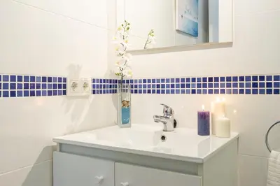 Un baño de Corral de la Alameda