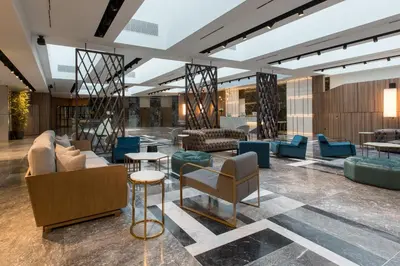 Zona de estar de Hotel Giralda Center