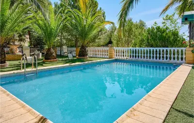 Piscina en o cerca de Cozy Home In Doña Mencía With Wifi