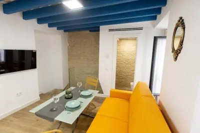 Una televisión o centro de entretenimiento en Cardenal Cervantes II