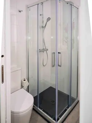 Un baño de Cañete Medica Fleming