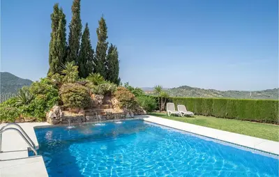 Piscina en o cerca de 1 Bedroom Amazing Apartment In Periana