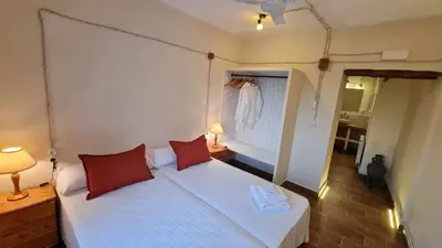 Cama o camas de una habitación en CASA RURAL ZUMBAJARROS