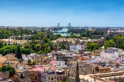 Vista general de Sevilla o vista desde el apartamento