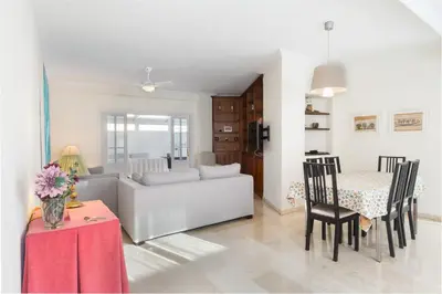 Zona de estar de Spacious apartment Garage 3BR2BH Terrace-Alfalfa