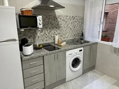 Una cocina o zona de cocina en Apartamento céntrico en Plaza San Miguel