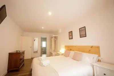 Cama o camas de una habitación en Apartamentos El balcón de la Trinidad Córdoba - GREAT LOCATION