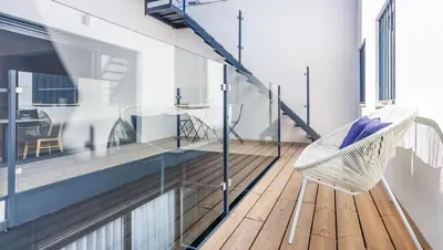 Plano de Precioso Ático de diseño, gran Terraza de 35 m2 y de 16 m2 y Garaje en pleno Centro