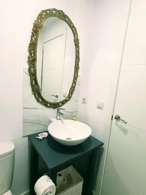 Un baño de Recien renovado junto a Santa Justa y el centro