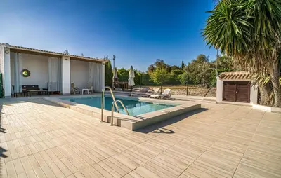 Piscina en o cerca de Cozy Home In Puente Genil