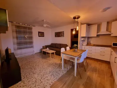 Una cocina o zona de cocina en Vivienda Turística en Típico Patio Cordobés San Basilio