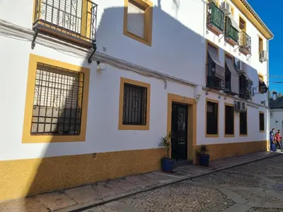 Edificio en el que se encuentra el apartamento