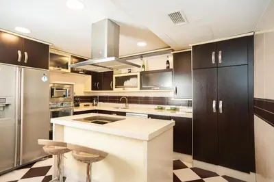 Una cocina o zona de cocina en DEANES ROOMS