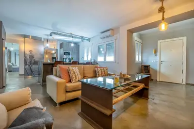 Zona de estar de Moderno y céntrico apartamento en Tesoro 6
