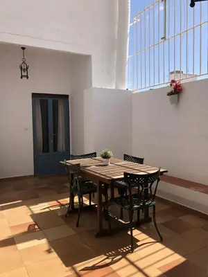 Plano de Bonito apartamento céntrico cerca de Sevilla