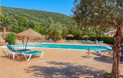 Piscina en o cerca de Nice Home In Estepa With Wifi