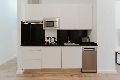 Una cocina o zona de cocina en One&Lux Puñonrostro Bright Minimalist Central Home