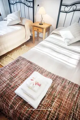 Cama o camas de una habitación en Impresionante Casa de Campo, Alora, Málaga