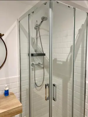 Un baño de Loft Alameda en Sevilla